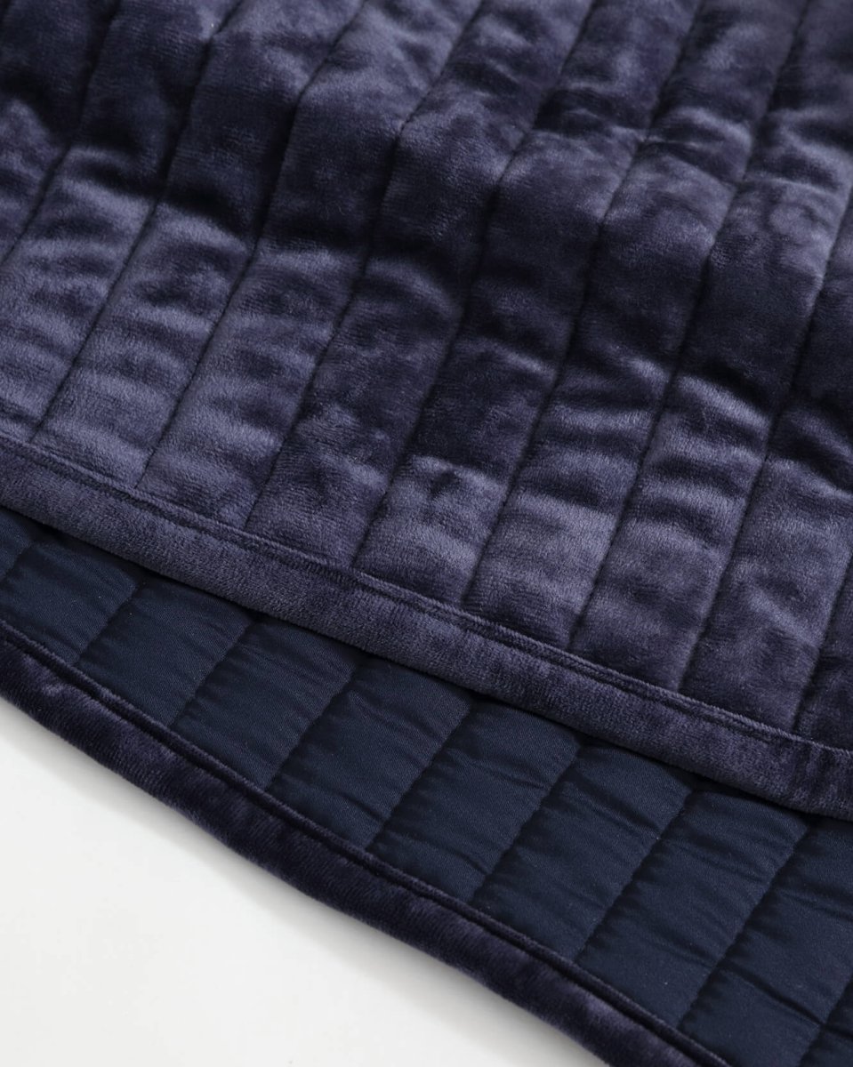Velvet Quilt - Image 6